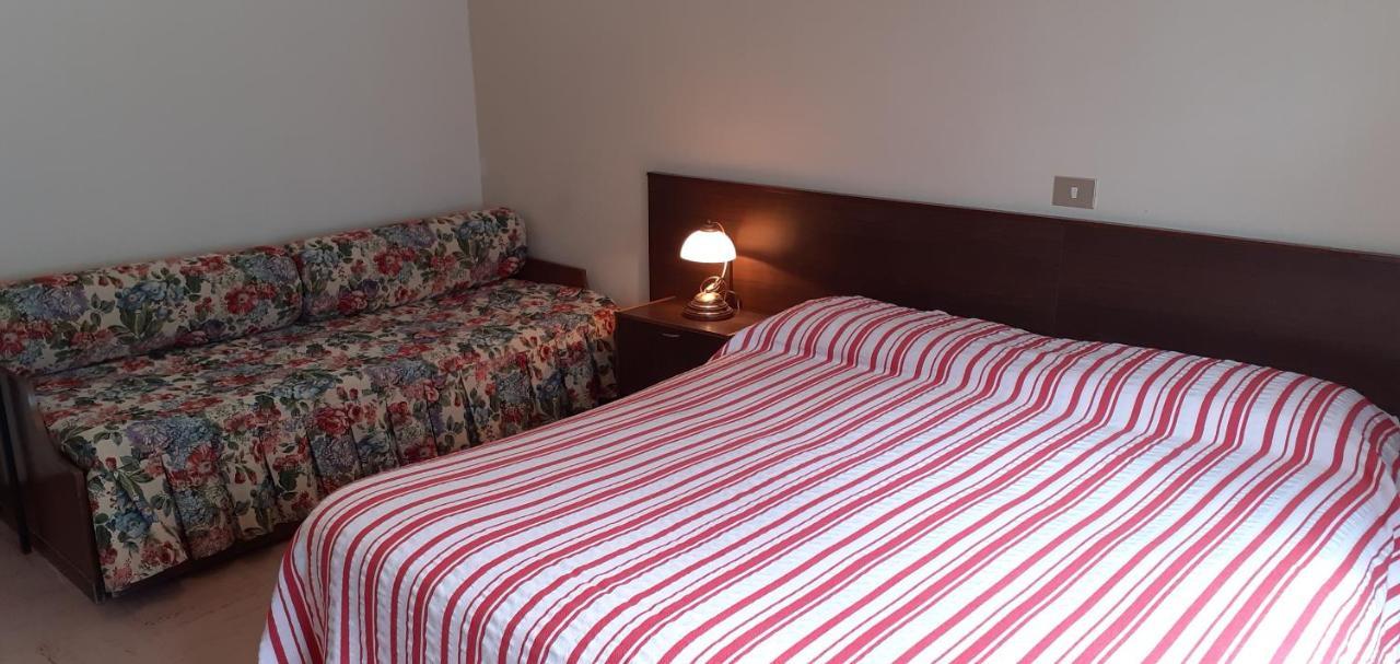 Hotel Cristallo マクニャーガ エクステリア 写真