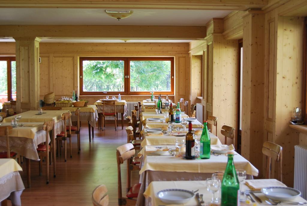 Hotel Cristallo マクニャーガ エクステリア 写真